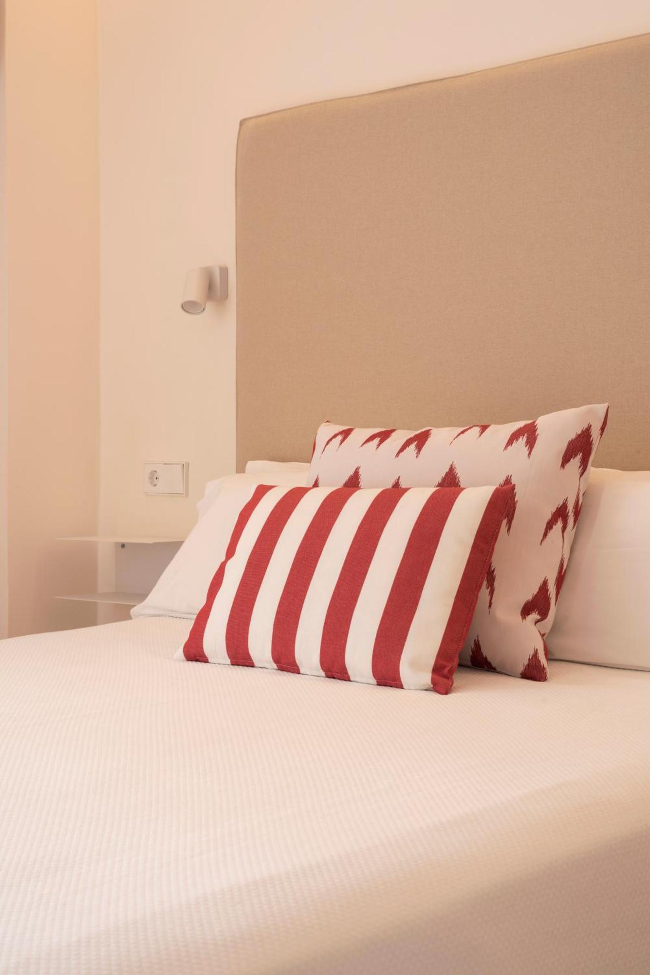 Garau Petit Hotel Ель-Ареналь Екстер'єр фото